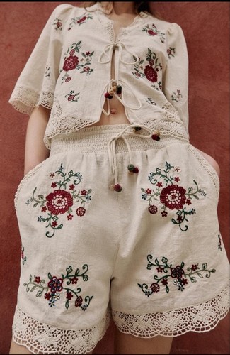 Zara pantaloncino ricamato