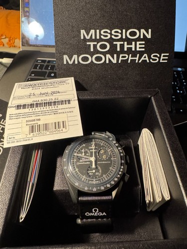 Swatch omega moonswatch - omega,