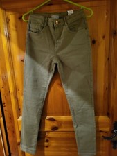  Pantalone jeans taglia 152