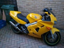 HONDA VFR800 FI RC46