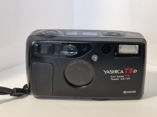 Yashica carl zeiss - t5,