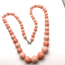 Collana di perle rosa pastello