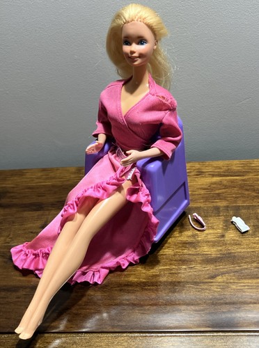 Vintage barbie twirly curls - barbie,