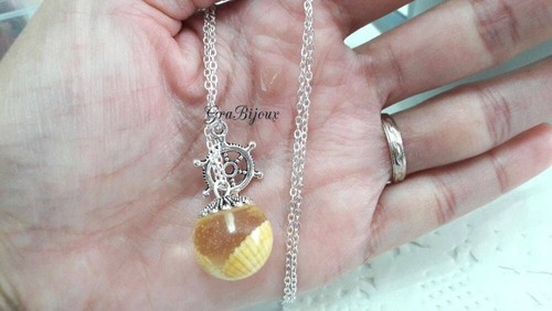 Collana ciondolo resina sfera