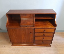 Credenza design moderno italiano con cassetti del 1960, noce esotico impiallacciato