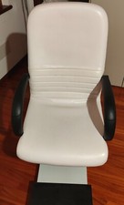 poltrona per estetista