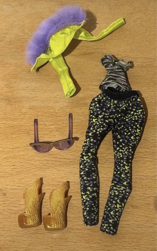 Abito alla moda monster - alla, high
