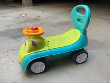 macchina giocattolo per bambini