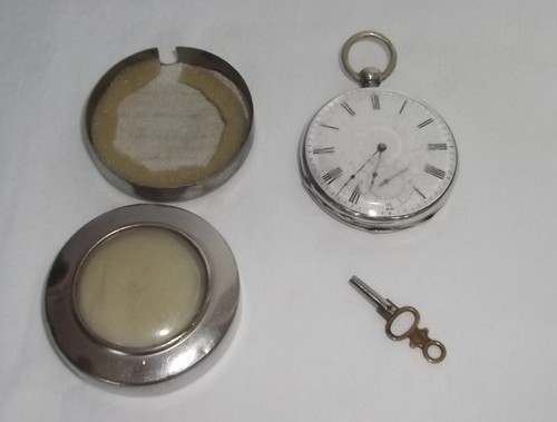 Bellissimo vecchio orologio - bellissimo,