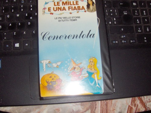 Vhs cenerentola mille una - e,