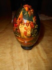 UOVO VINTAGE DIPINTO A MANO IN LEGNO LACCATO NERO.