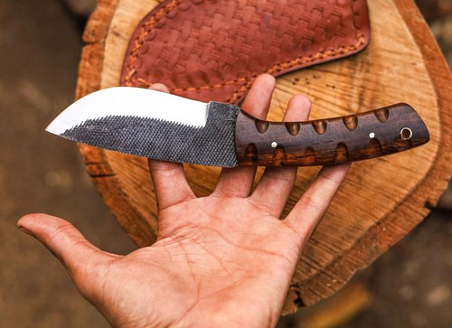 Coltello caccia acciaio - in,