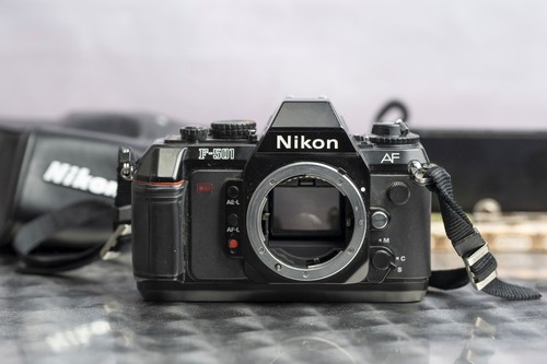 Nikon 501 reflex - f-501, corpo