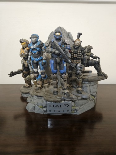 Statua halo reach noble team - reach,
