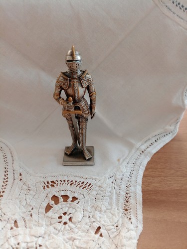Cavaliere con armatura - cavaliere, e