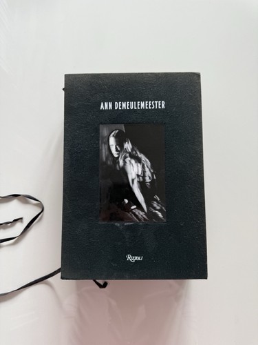Ann demeulemeester signed book - signed,