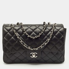 Borsa Chanel nera in pelle