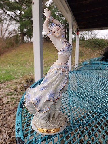 Bayadere ballerina figurina - bayadere,