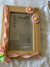 CORNICE NASCITA BATTESIMO BAMBINA  10x15 cm rosa con decorazioni Artigianale