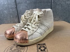 Adidas Superstar Up punta a