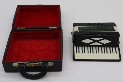Fisarmonica legno miniatura - in,