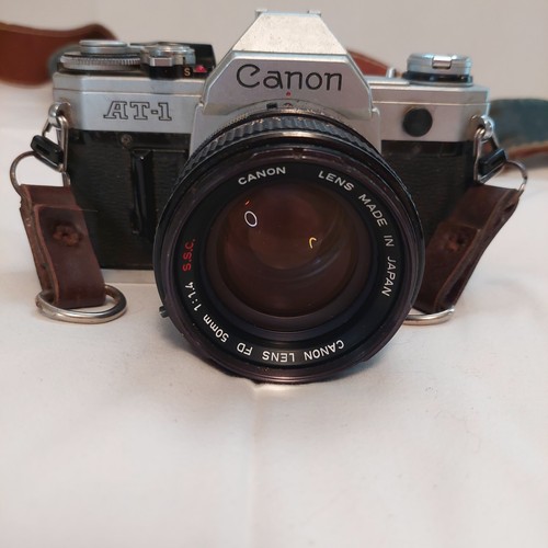 Canon fotocamera reflex - at-1,