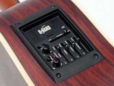 Preamplificatore a - –,