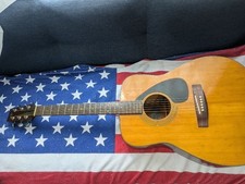 YAMAHA FG-180J prodotto