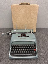 Olivetti Underwood Studio 44
