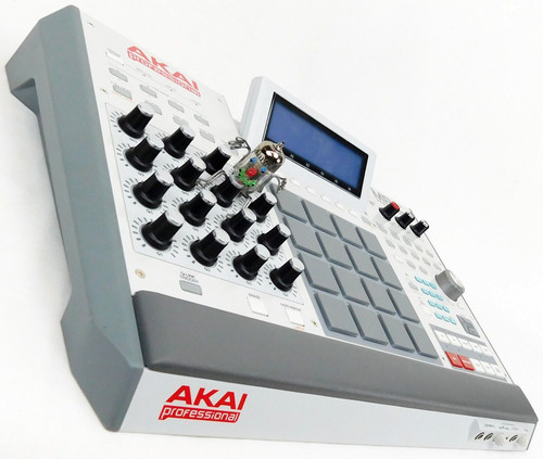 Sintetizzatore akai mpc - akai,