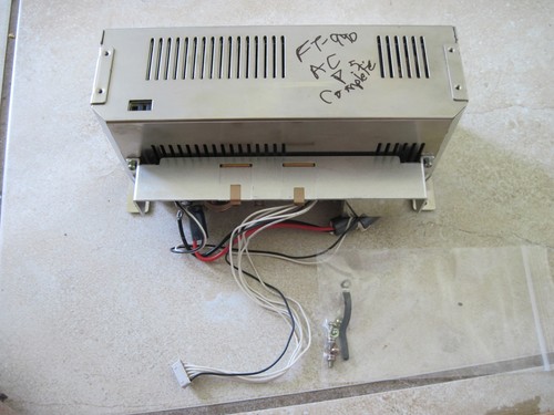 Alimentatore interno yaesu - ac,
