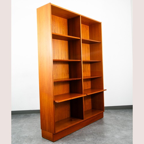Libreria moderna metà secolo