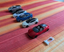 Collezione modelli Tesla completa + maglietta ufficiale