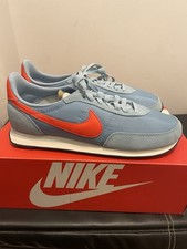 V RARA 2022 NIKE WAFFLE