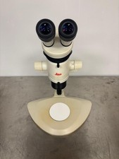 Microscopio stereo zoom Leica