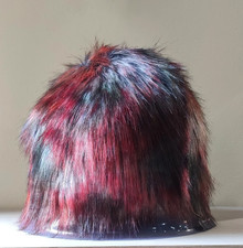 Cappello colorato effetto