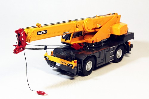 Gru fuoristrada kato - fuoristrada, 1/50