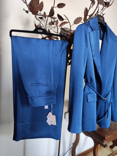 Liu completo stupendo - ,