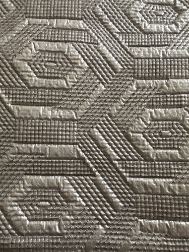 New frette quilted coverlet - new,