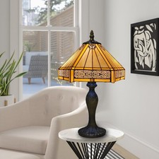 LAMPADA DA TAVOLO STILE