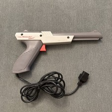 Nintendo NES Zapper Light Gun