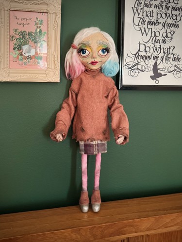 Bambola artistica fatta - , a