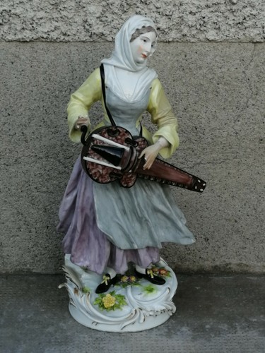 Figure porcelain samson - figure,