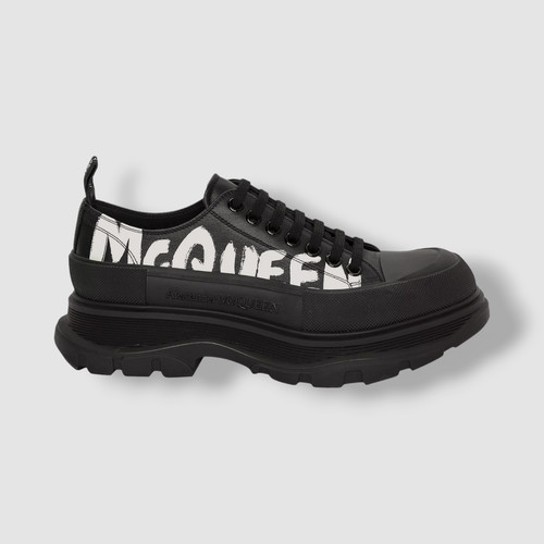 Scarpe sneakers stringate