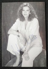 B527 Stefania Sandrelli ITA attrice cartolina autografata originale firmata