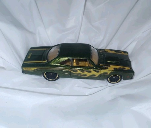 Hot wheels dodge coronet - hot,