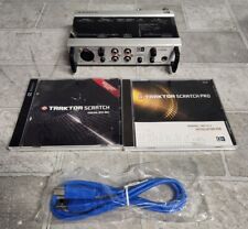 NATIVE Instruments AUDIO 8 DJ