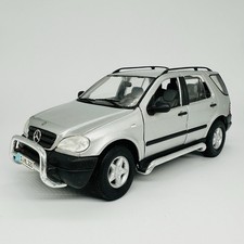 Modellino auto Maisto scala