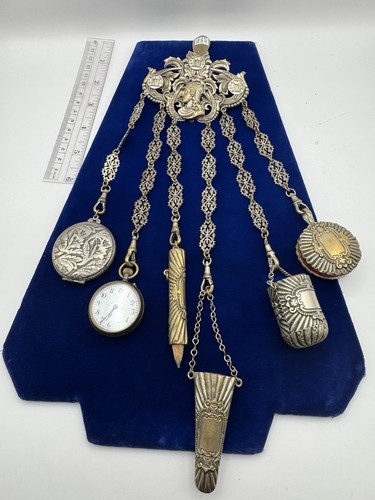 Antico medaglione orologio