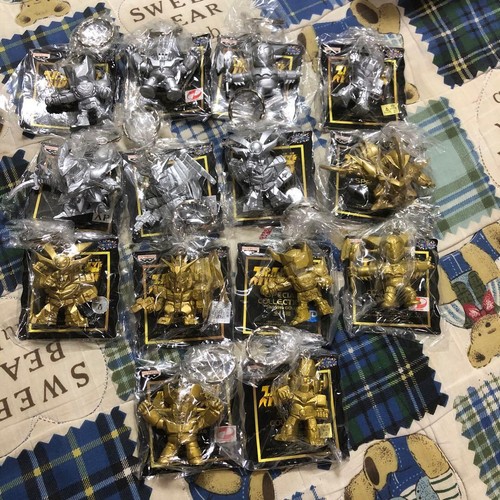 Lotto figurine - 14,